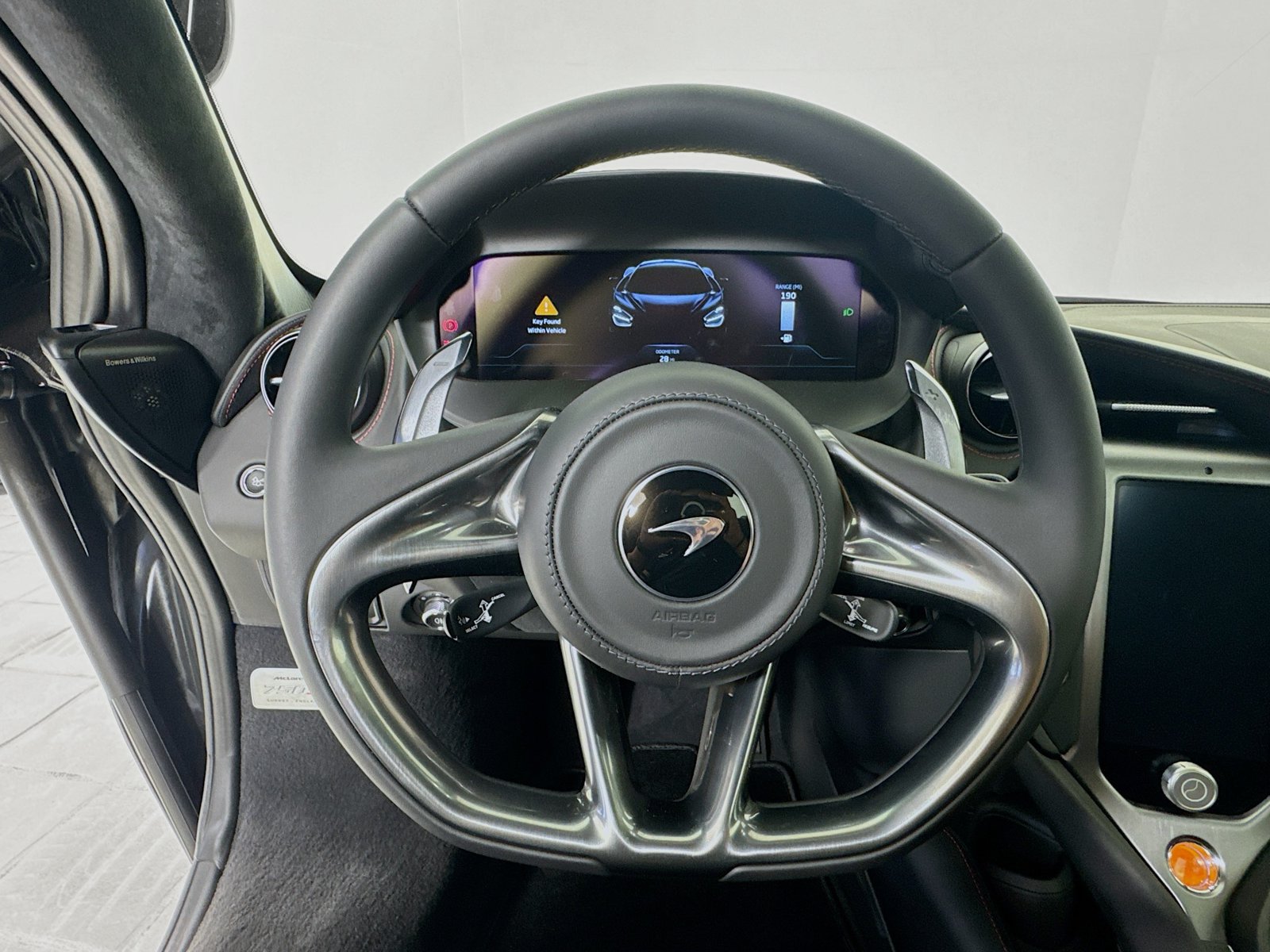 Used 2026 McLaren 750S Spider photo 12