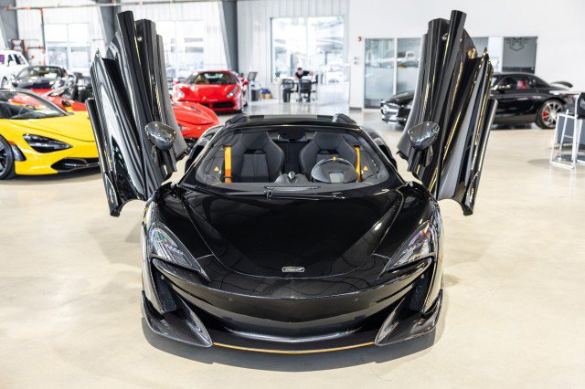 Used 2020 McLaren 600LT Spider photo 9