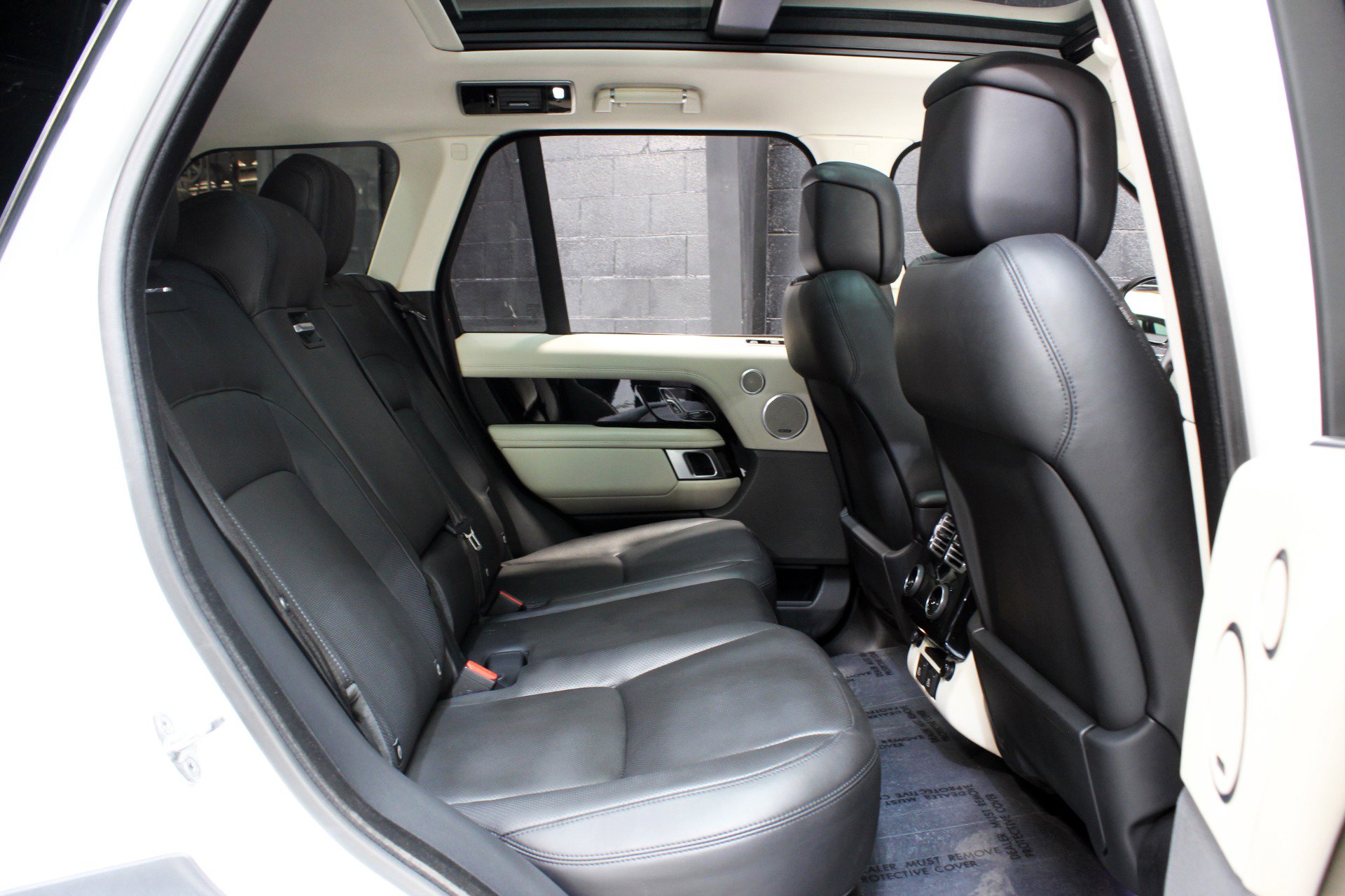 2021 Land Rover Range Rover Westminster Edition