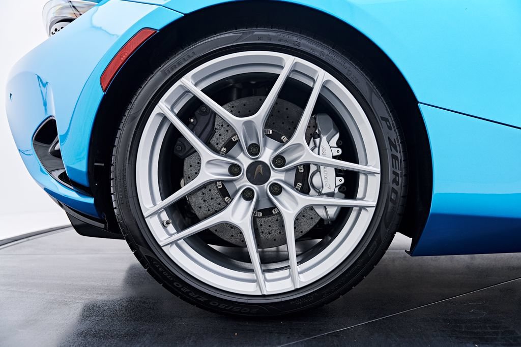 Used 2025 McLaren 750S Spider photo 44