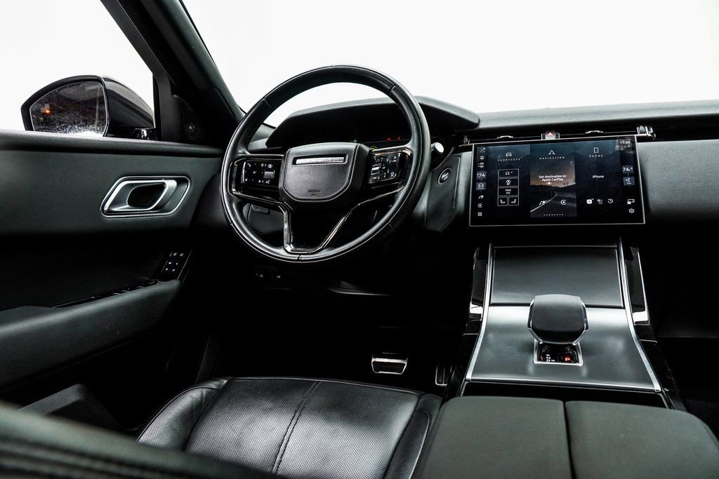 2025 Land Rover Range Rover Velar Dynamic SE