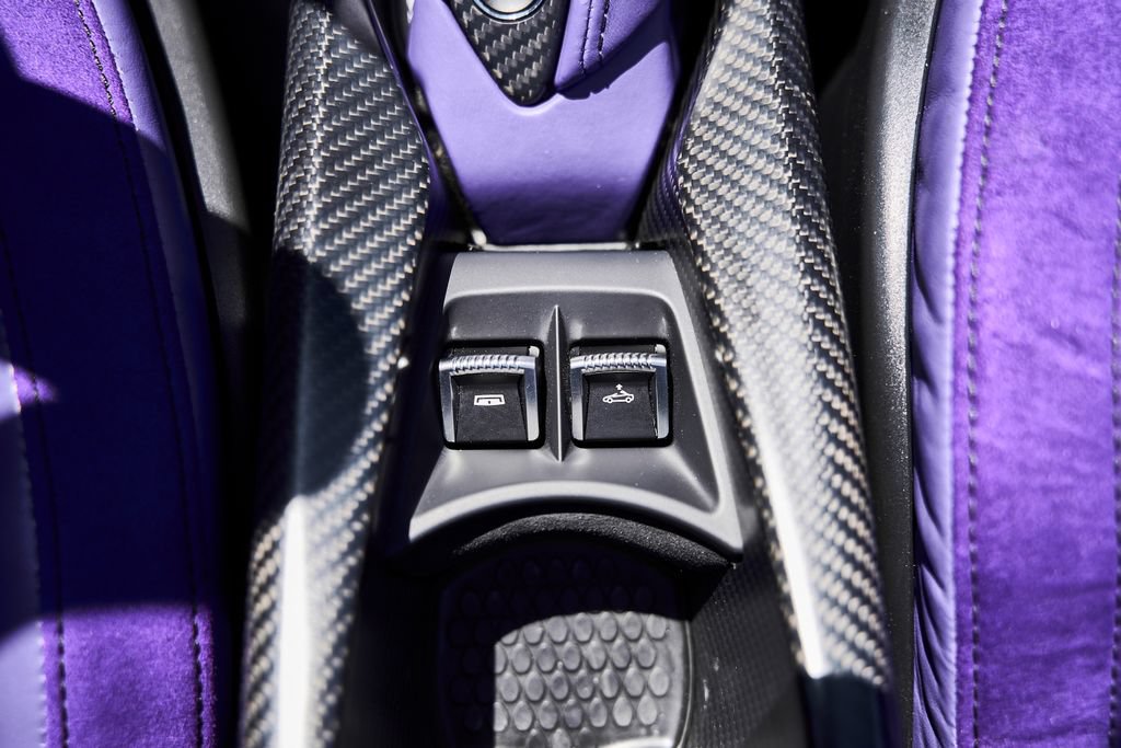 Used 2022 McLaren 765LT photo 62