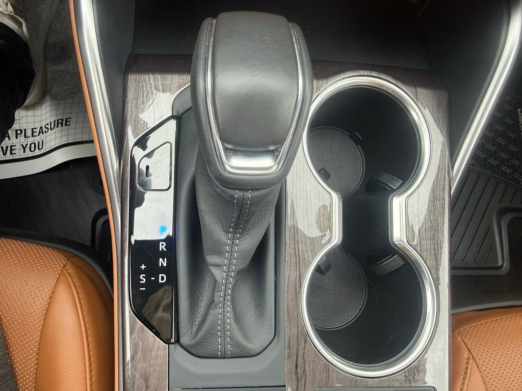 2025 Toyota Highlander Platinum