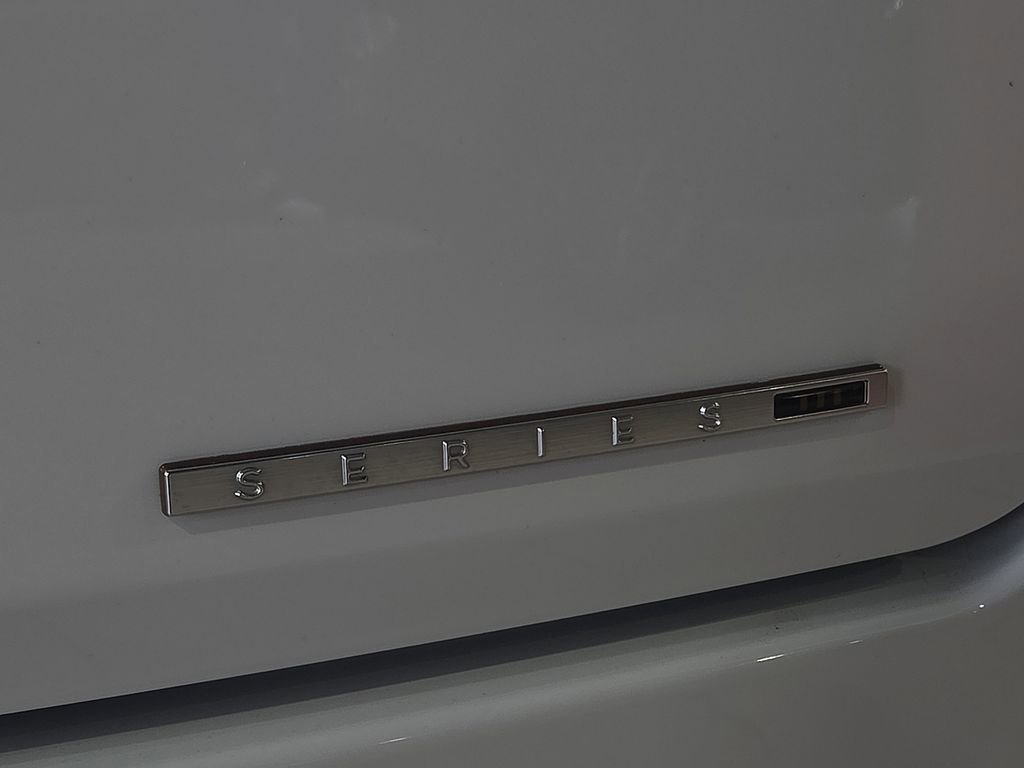 2023 Jeep Grand Wagoneer Series III