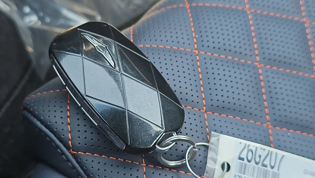 2026 Genesis G70 3.3T Prestige