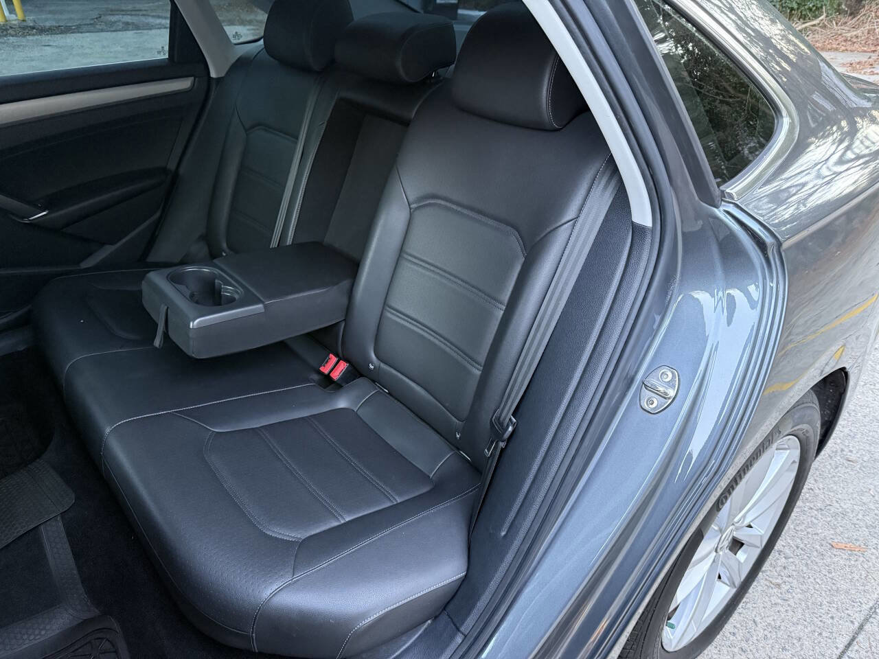 2020 Volkswagen Passat 2.0T SE