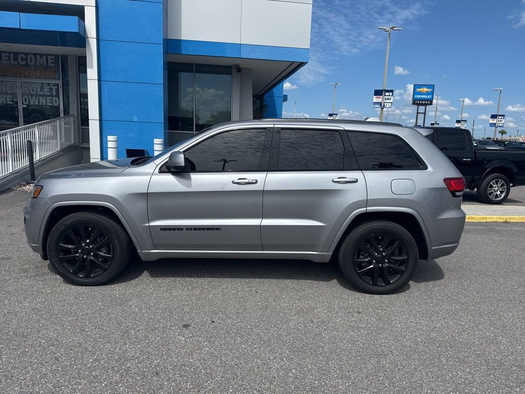 Used 2020 Jeep Grand Cherokee Altitude