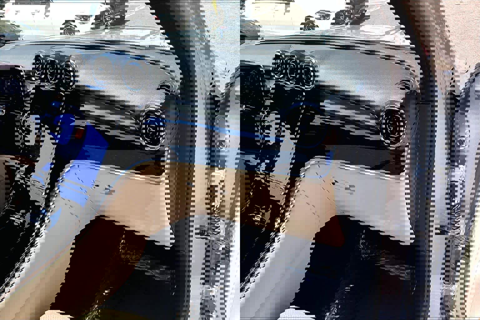 2025 Mercedes-Benz GLC 300