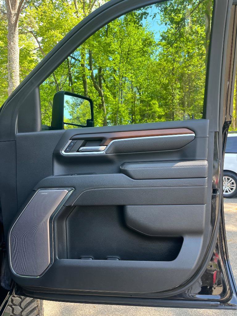 2024 GMC Sierra 2500 Denali