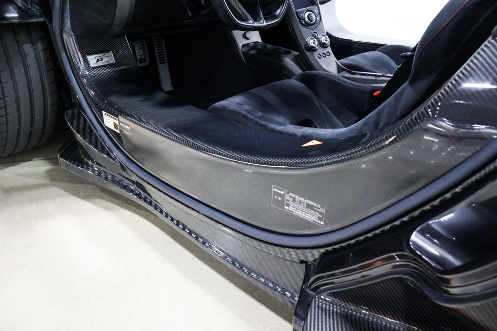 Used 2014 McLaren P1 photo 39