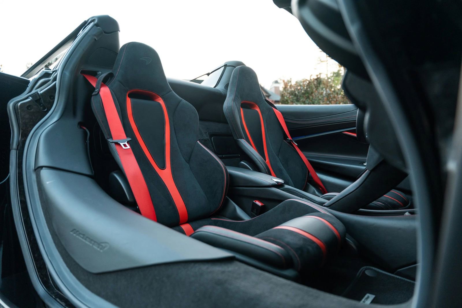 Used 2021 McLaren 720S Spider photo 30