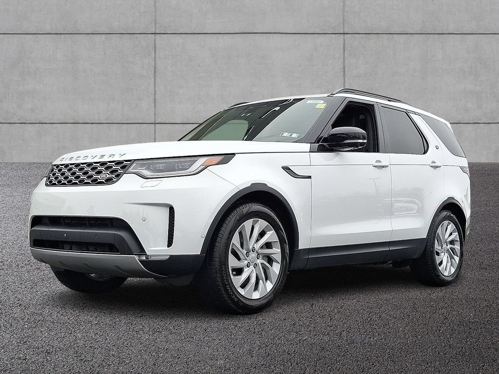 Certified 2025 Land Rover Discovery S