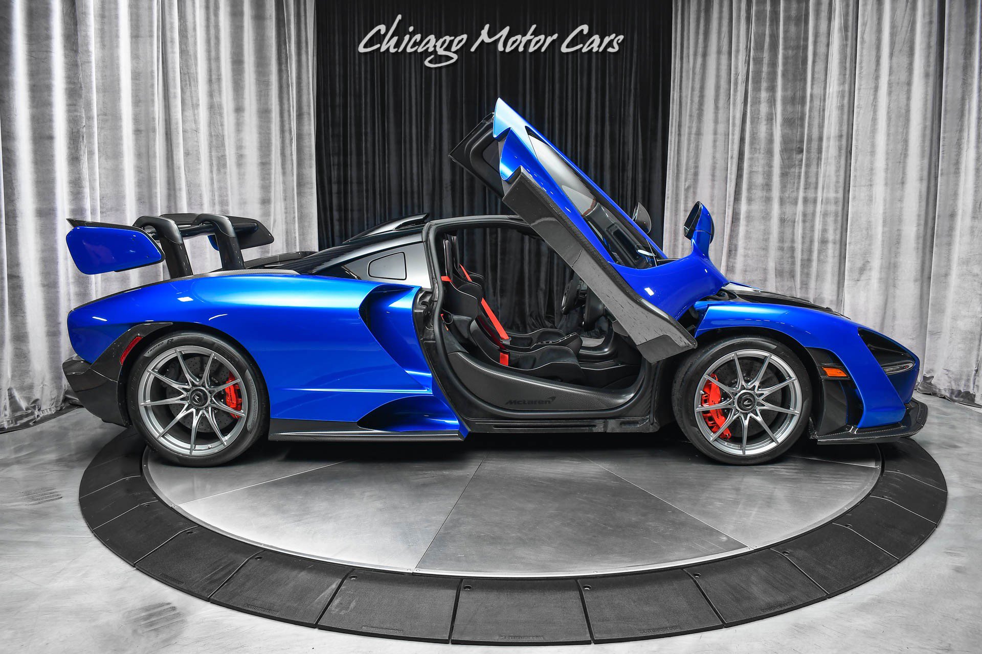 Used 2019 McLaren Senna Coupe ULTRA RARE Only 1685 Mil photo 55