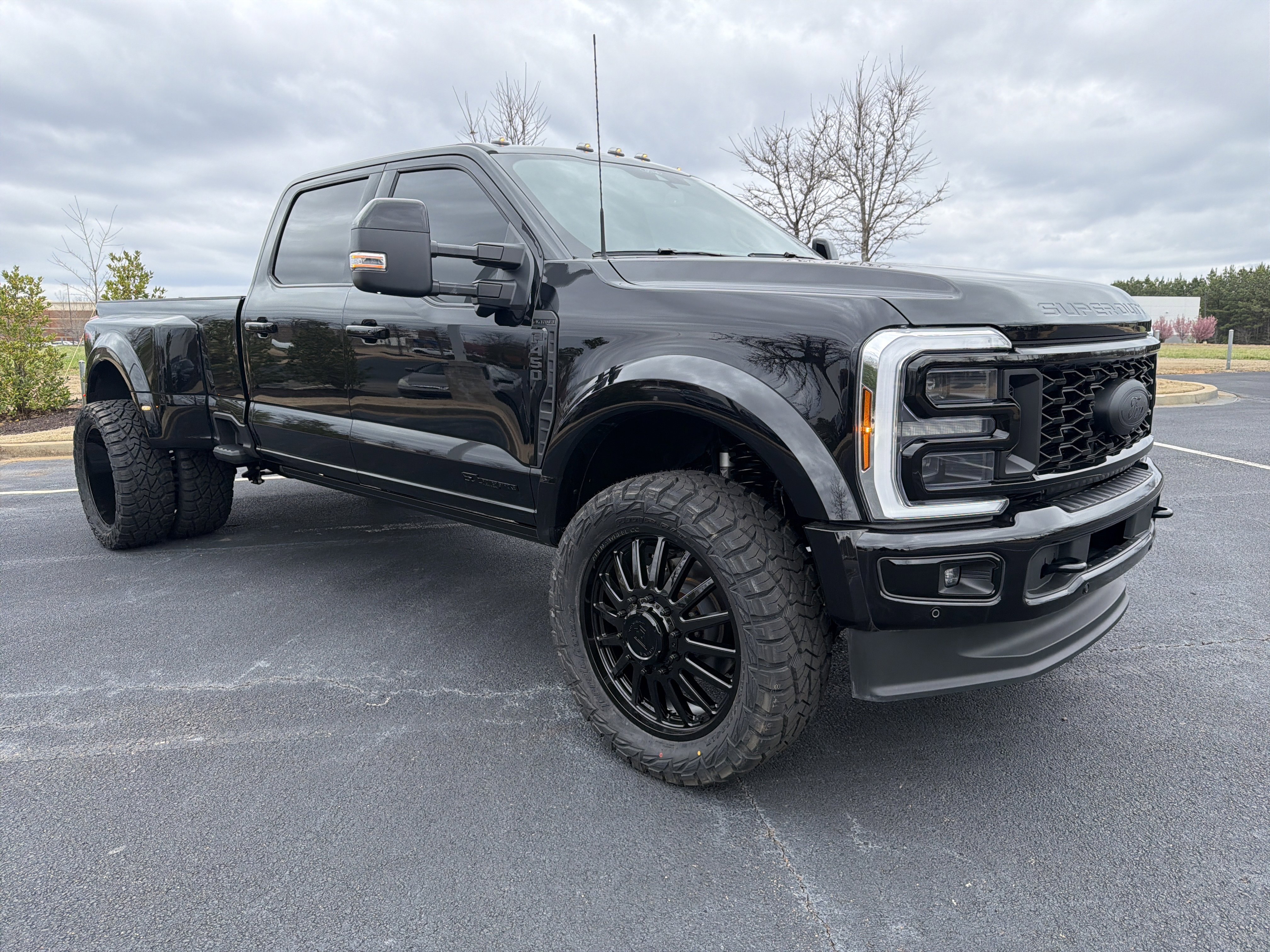 2025 Ford F450 Platinum