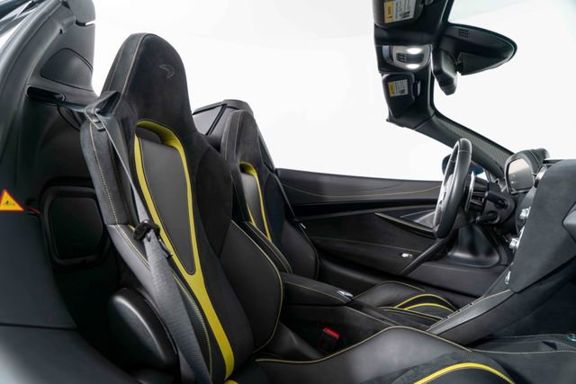 Used 2022 McLaren 720S Performance photo 25