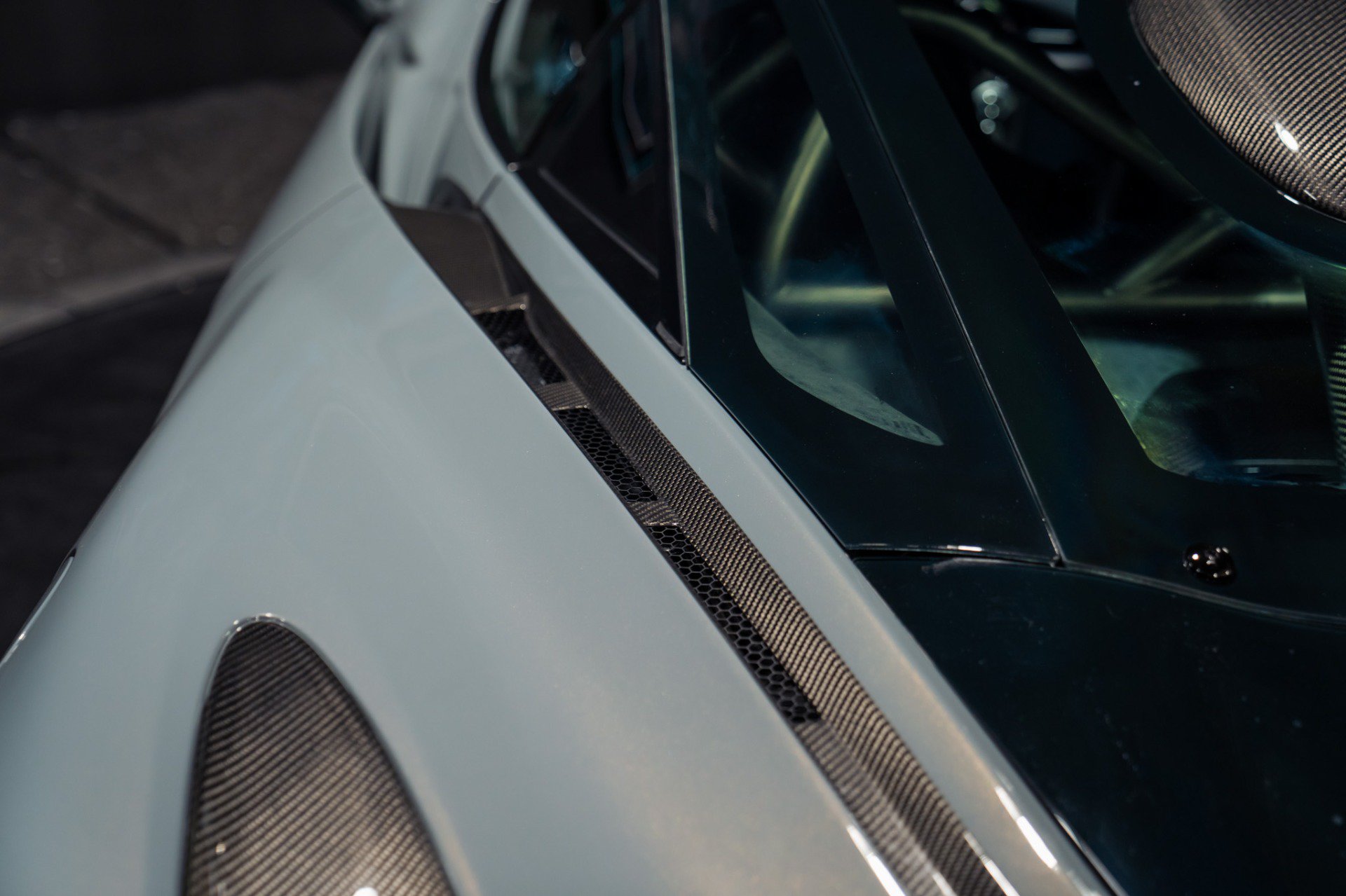Used 2021 McLaren 765LT photo 33