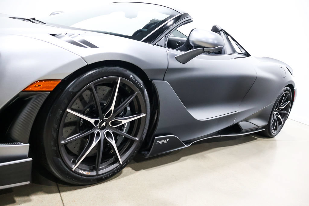Used 2022 McLaren 765LT photo 50