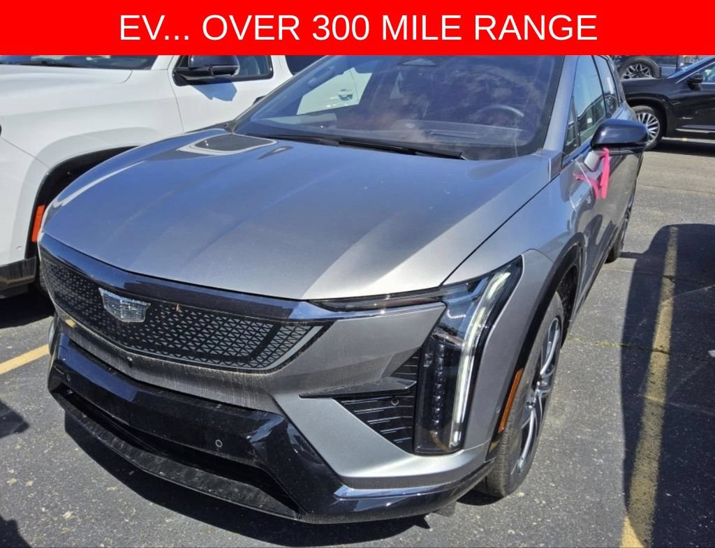 Used 2025 Cadillac Optiq Sport 2 w/ LPO, Floor Liner Package