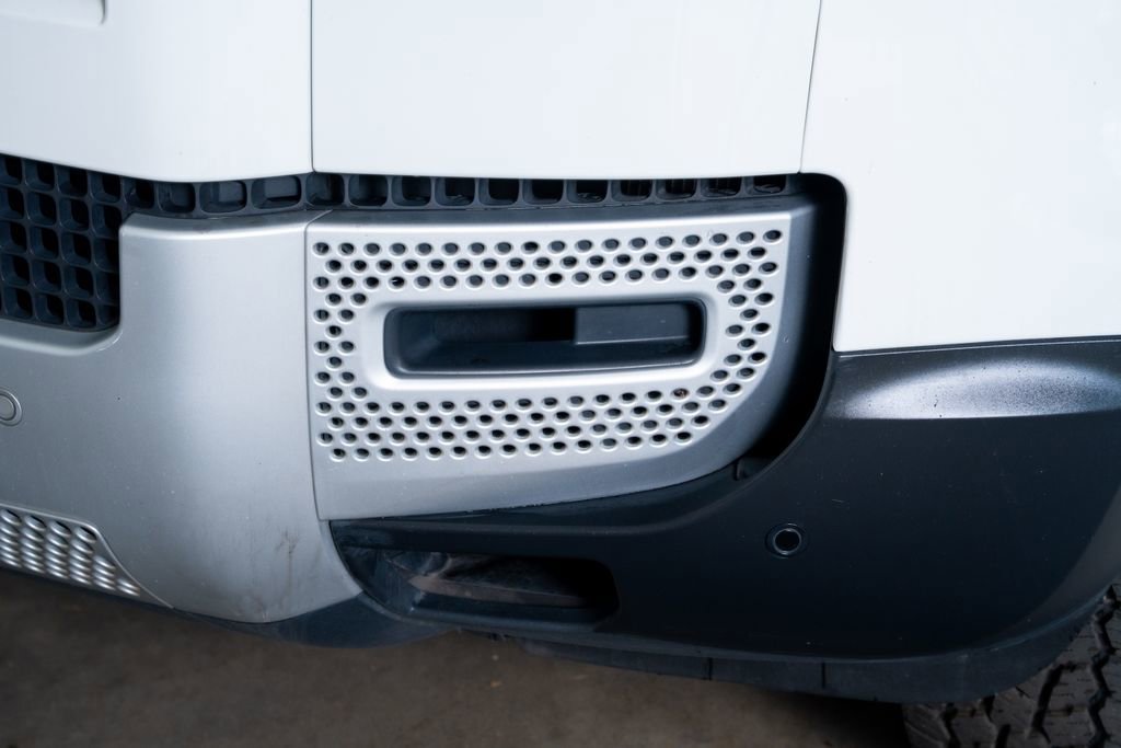 2022 Land Rover Defender 90 S