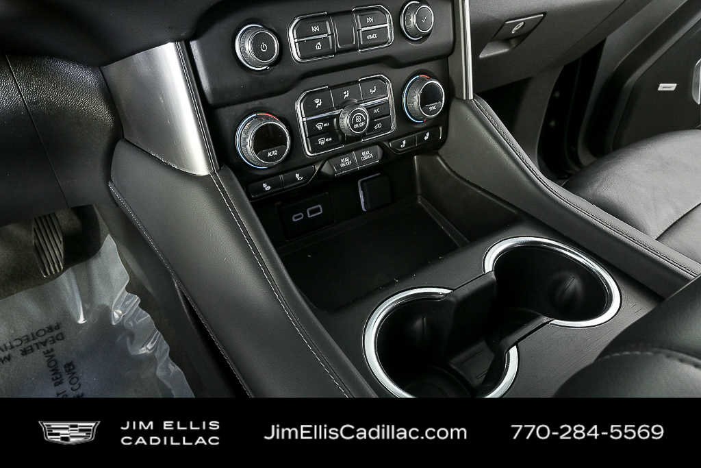 2025 Chevrolet Suburban LT