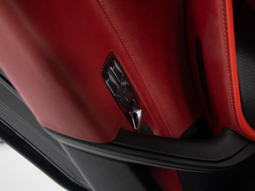 Used 2018 McLaren 720S photo 12