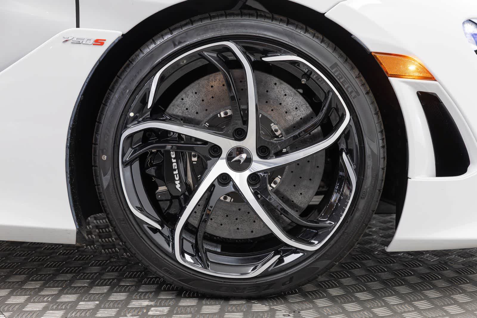 New 2027 McLaren 750S Spider photo 45