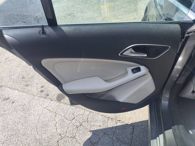 2015 Mercedes-Benz CLA 250