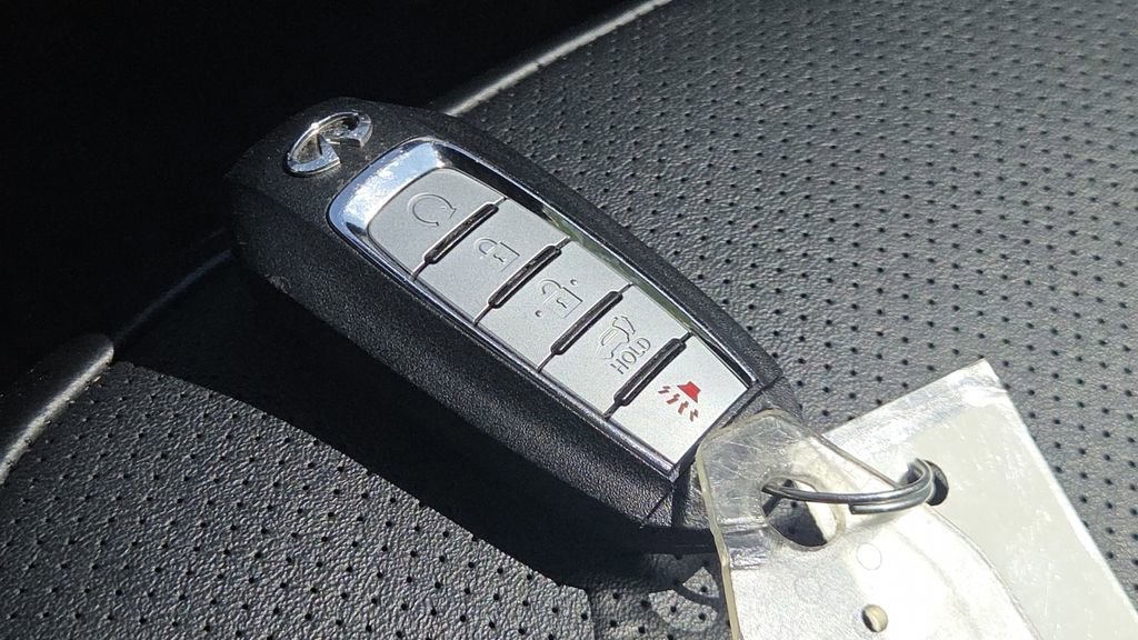 2023 INFINITI Qx50 Sport