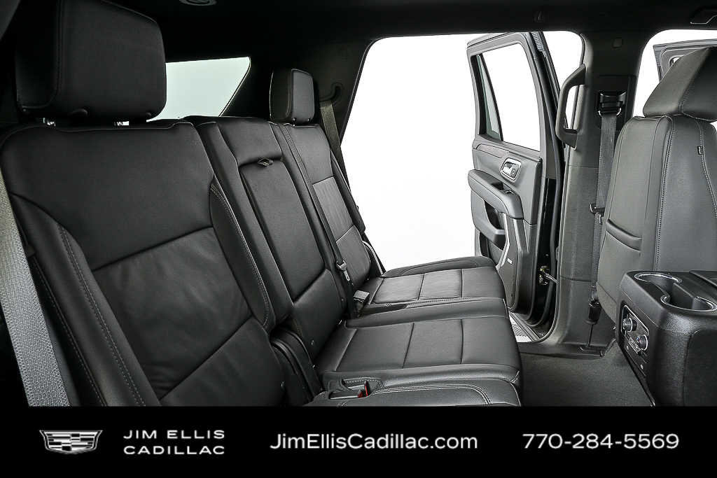 2025 Chevrolet Suburban LT