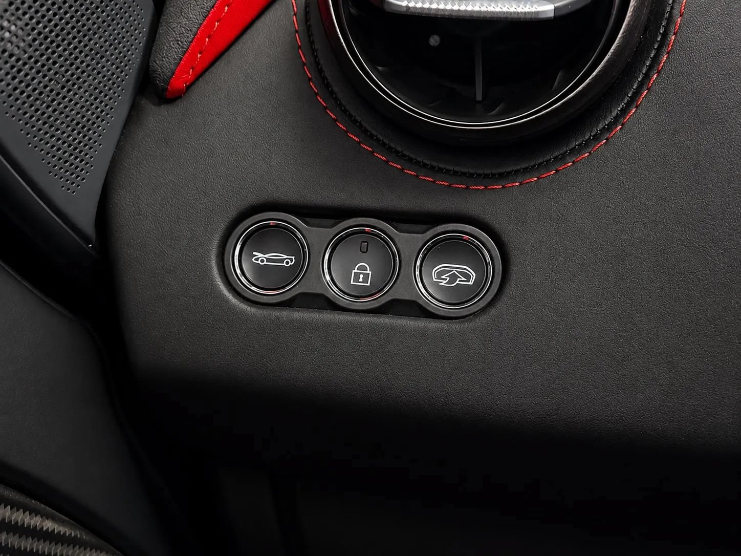 Used 2020 McLaren 720S Spider photo 24
