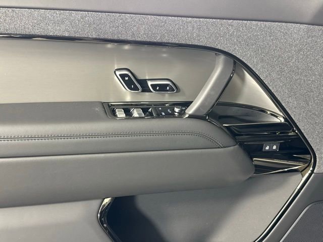 2026 Land Rover Range Rover Sport SE