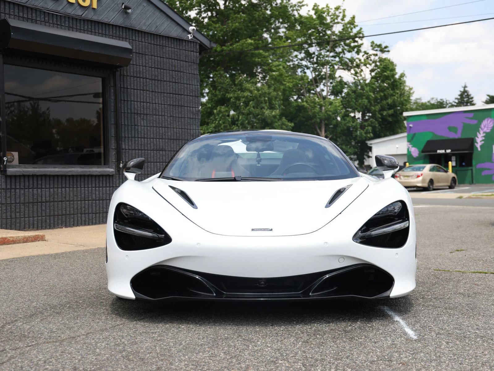 Used 2020 McLaren 720S Spider photo 9