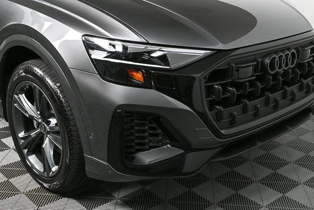 2026 Audi Q8 Premium