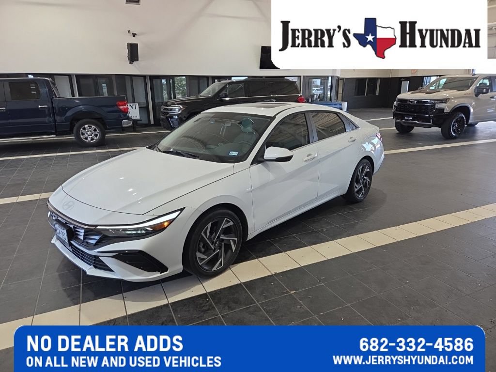 Used 2025 Hyundai Elantra Limited