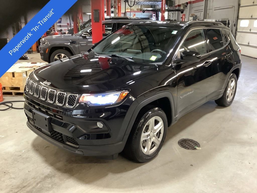 Used 2023 Jeep Compass Latitude w/ Convenience Group