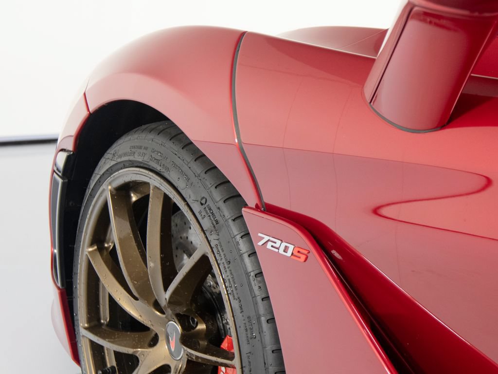 Used 2018 McLaren 720S photo 45