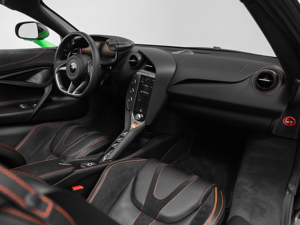 Used 2025 McLaren 750S Spider photo 24