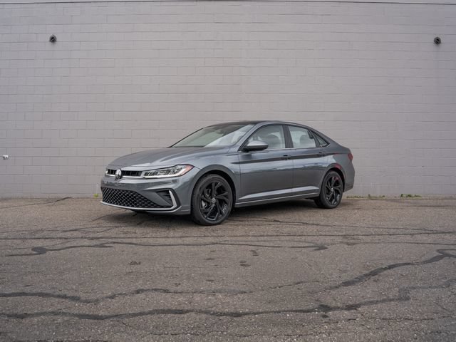 Used 2025 Volkswagen Jetta SE w/ Sunroof Package