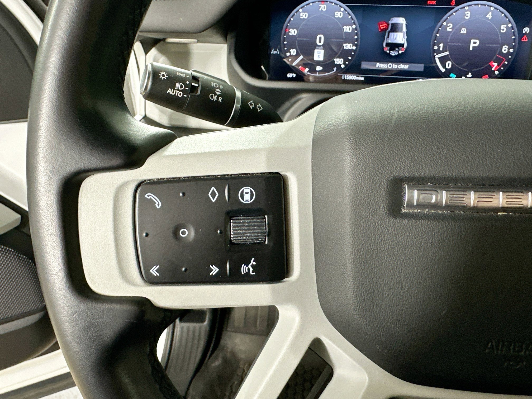 2024 Land Rover Defender 110 S