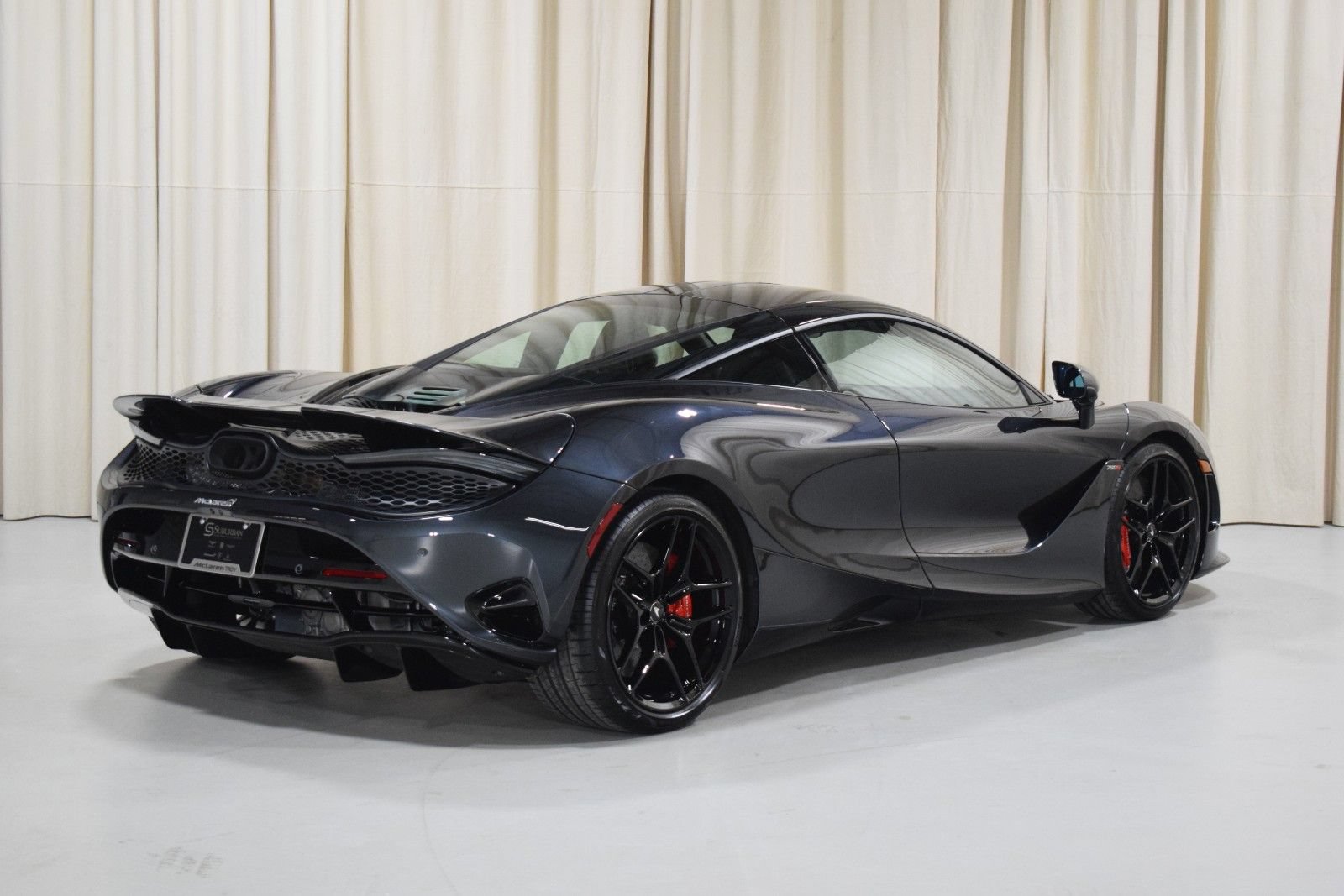 New 2026 McLaren 750S photo 10