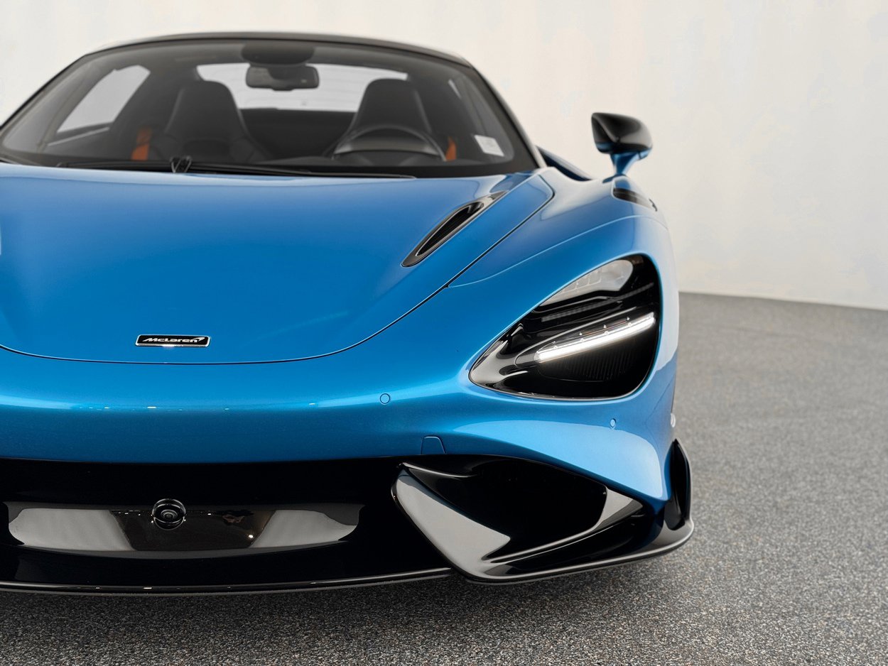 Used 2022 McLaren 765LT photo 43