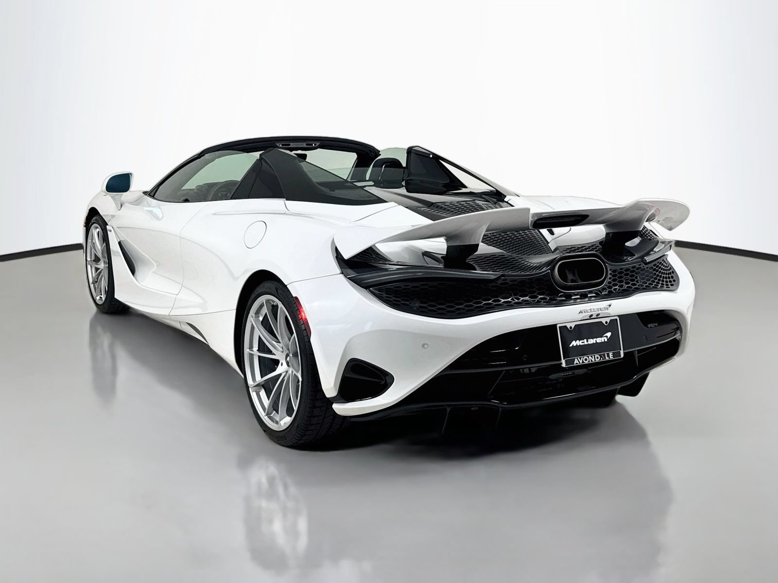 Used 2024 McLaren 750S Spider 5