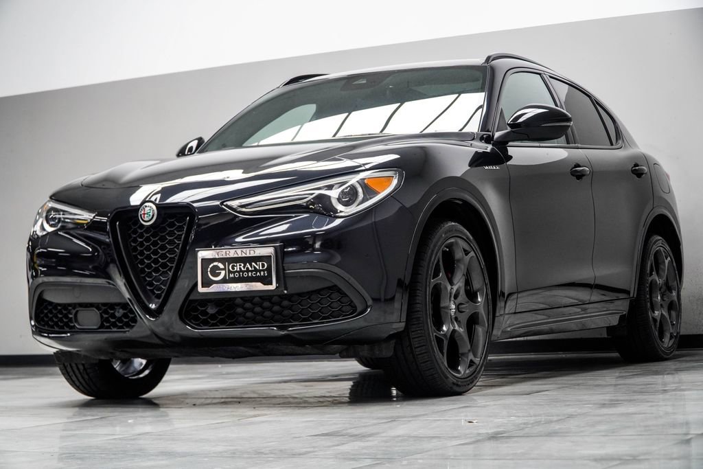 2023 Alfa Romeo Stelvio Veloce
