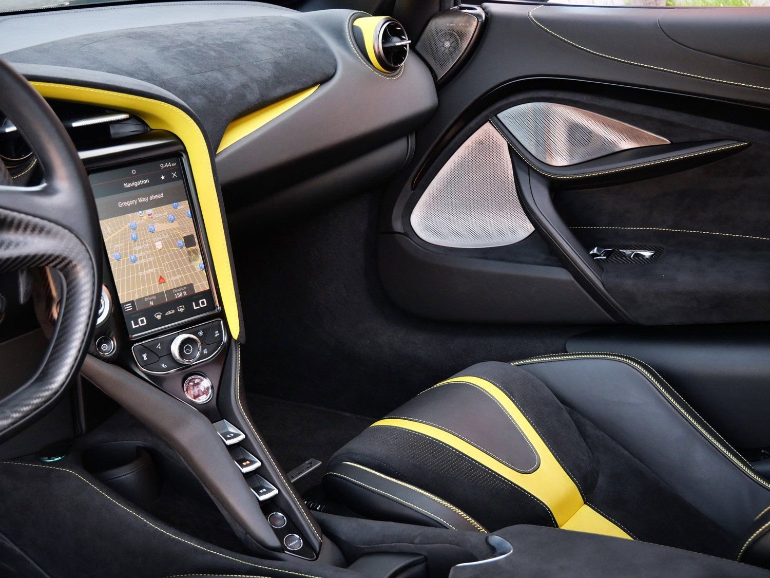 Used 2019 McLaren 720S Performance photo 12