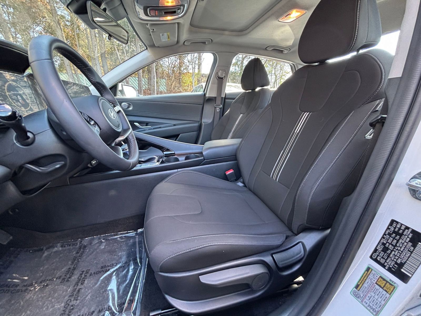 2025 Hyundai Elantra SEL