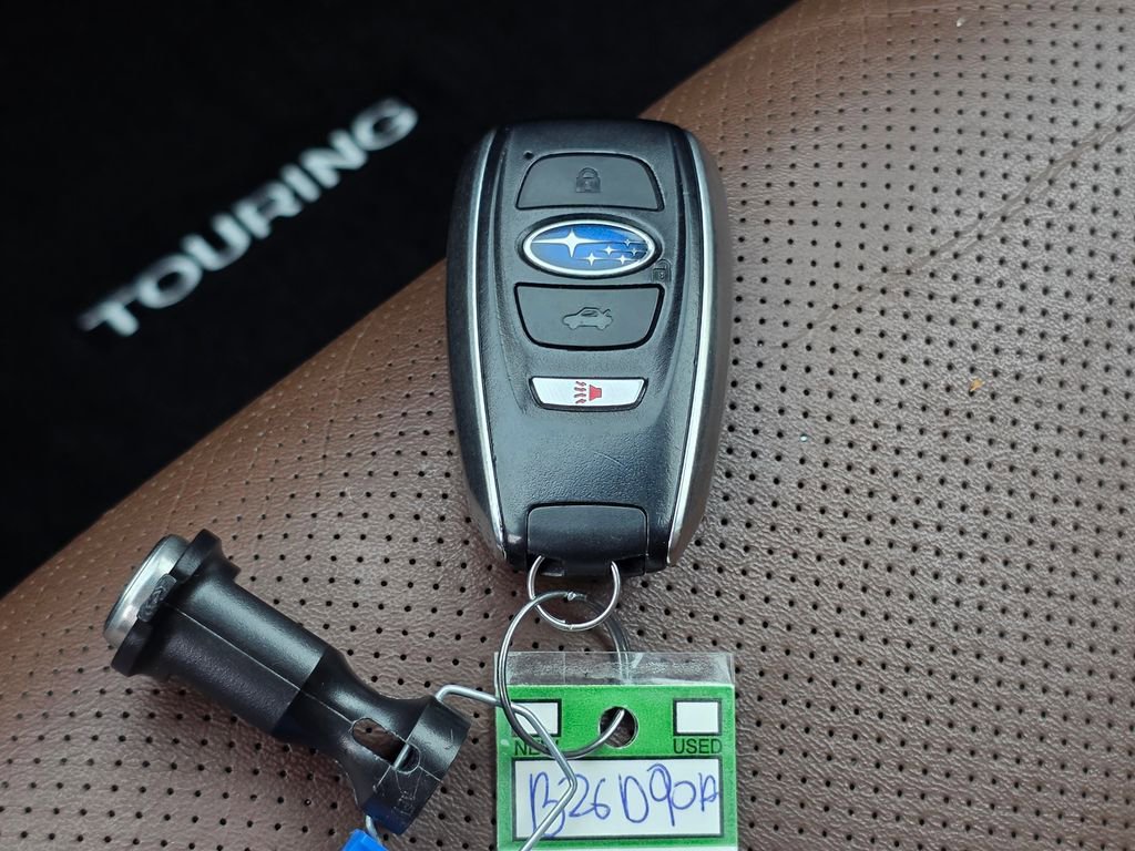 2020 Subaru Outback Touring XT