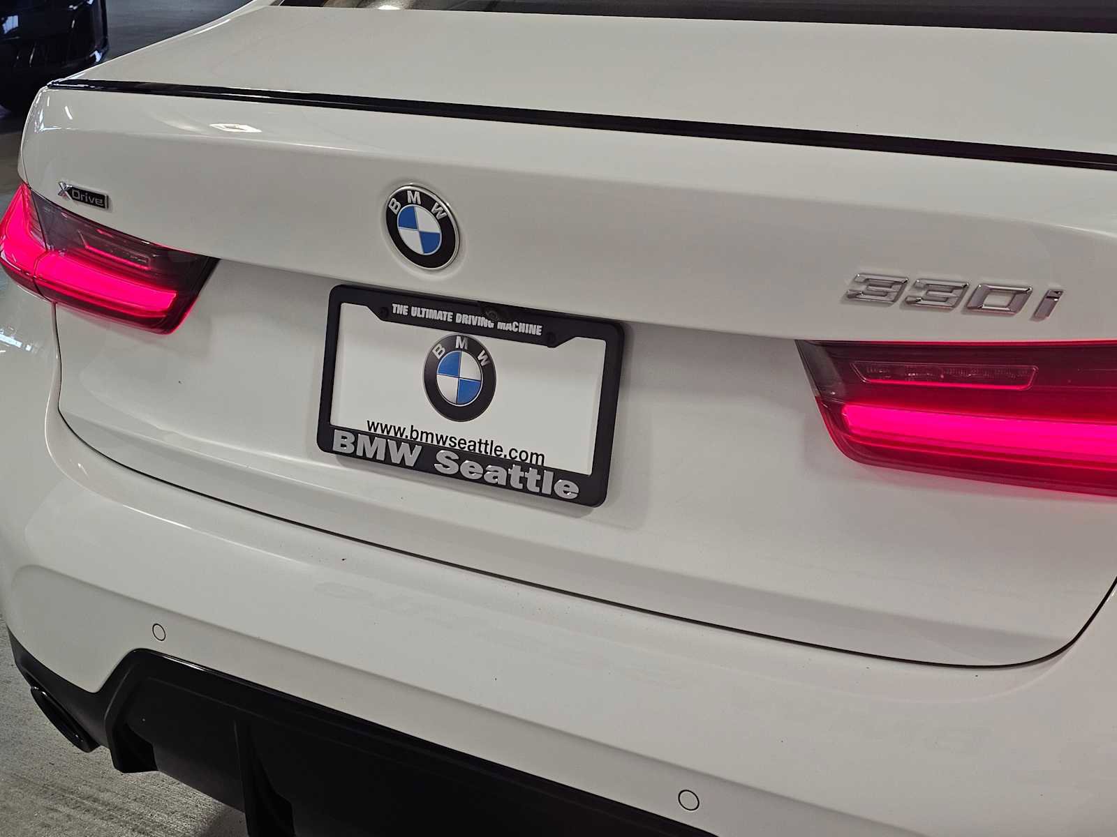 2025 BMW 330i xDrive Sedan