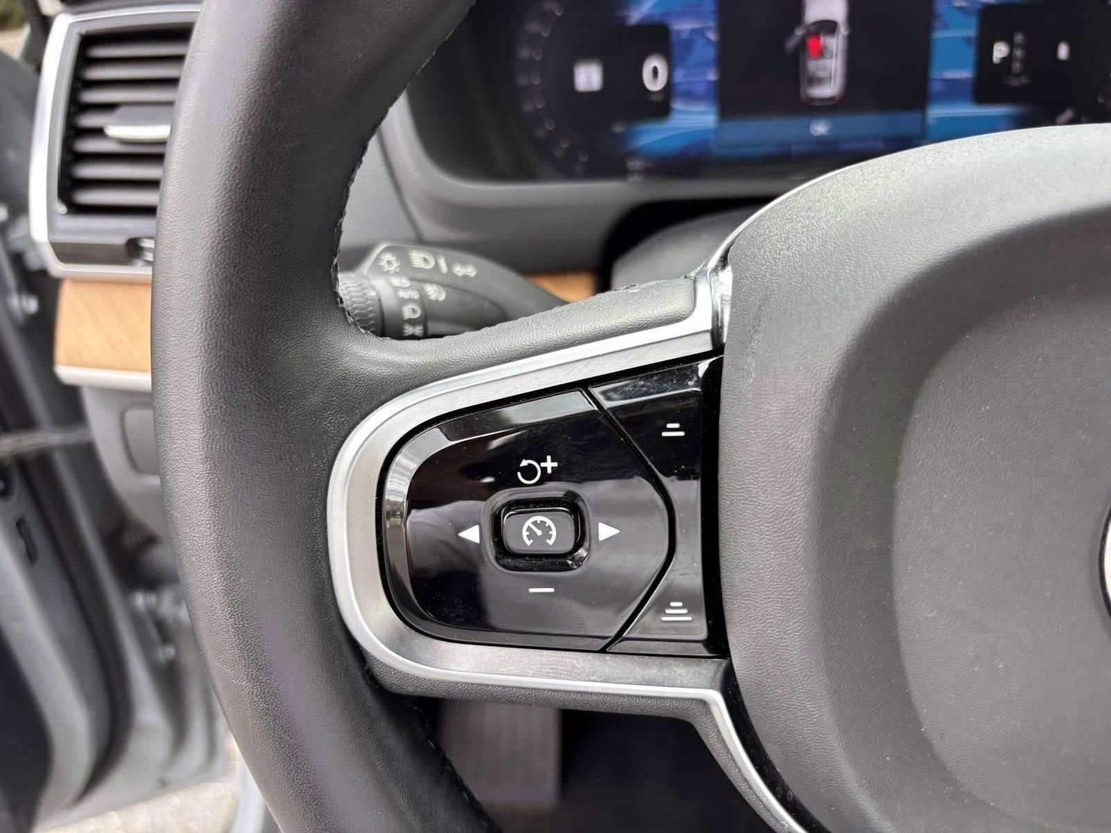 2024 Volvo Xc90 B6 Plus