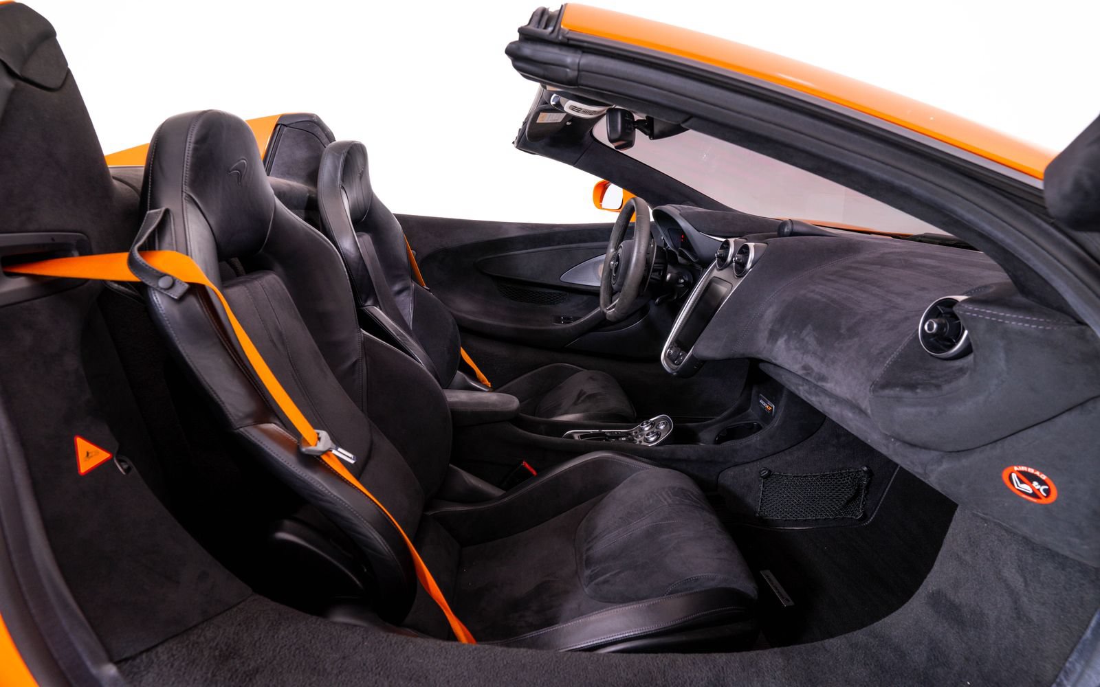 Used 2020 McLaren 600LT Spider photo 25