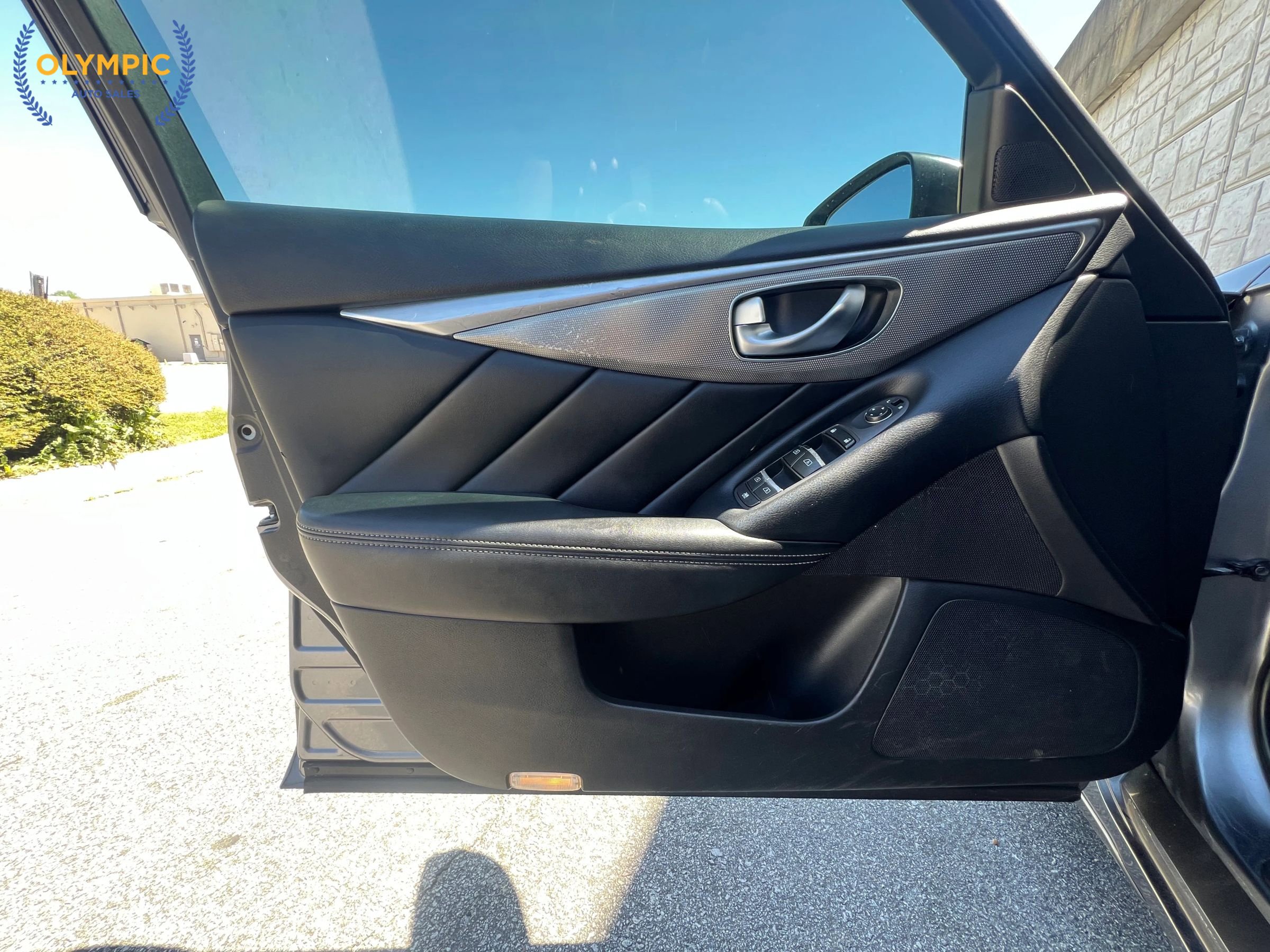 2014 INFINITI Q50 Premium